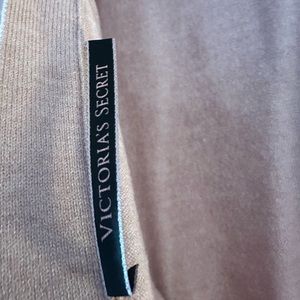 Light pink, Victoria’s Secret sweater detail on